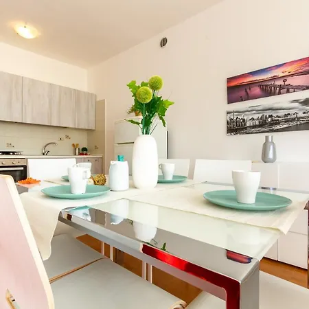 Alba Rosa 4 - Myho Casa * 알바아드리안티카